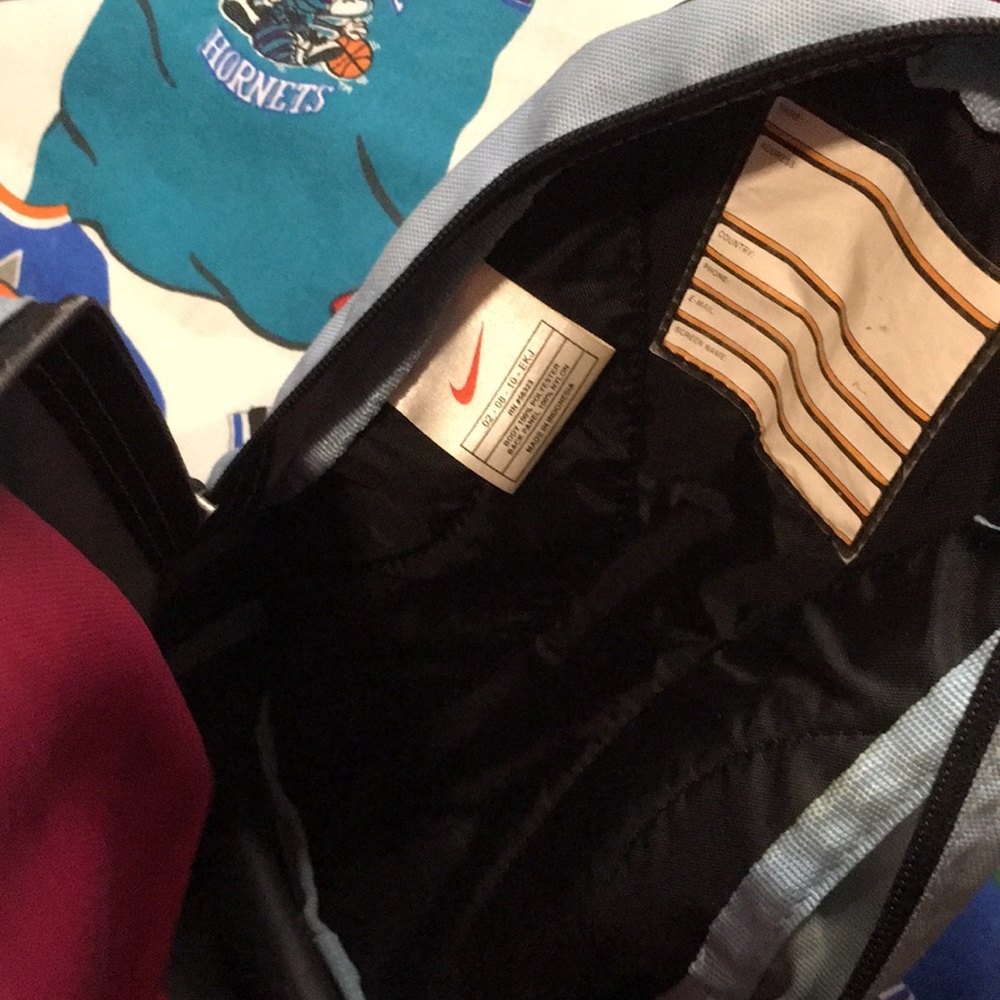 Vintage Nike Half Pint Backpack - Picture 4 of 4